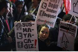 Anti-censorship protests Istanbul